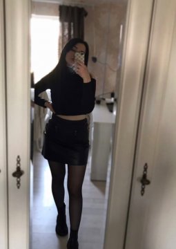 JulieCollar aus Berlin,Deutschland